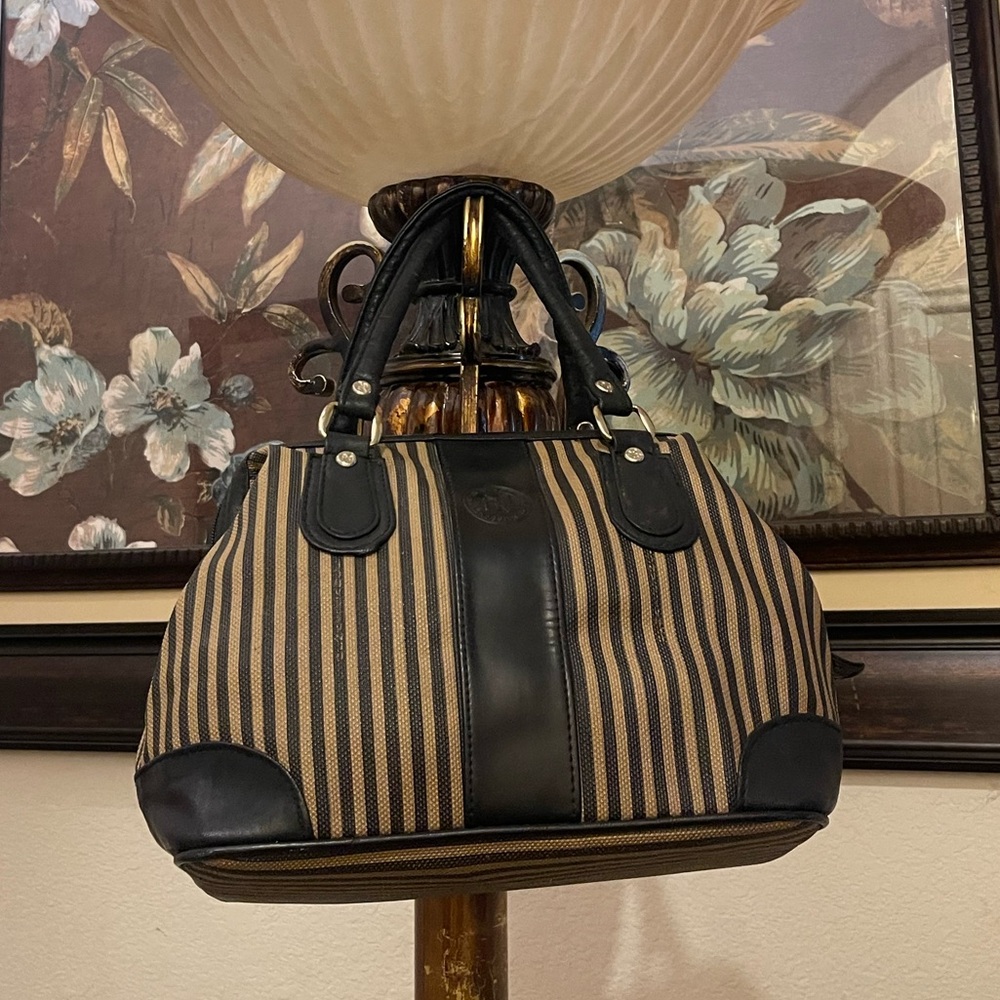 Elegant Black and Tan Striped Women's Bag - Picture 5 of 16